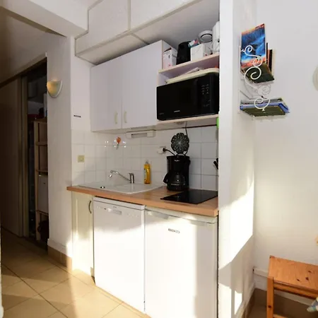 4 Couchages Au Lavandou, Balcon Vue - Fr-1-803-92 Апартаменти