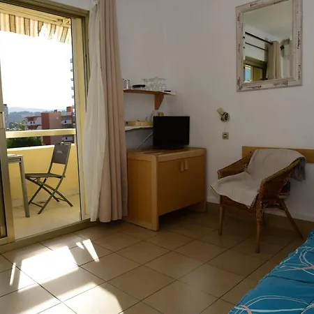 4 Couchages Au Lavandou, Balcon Vue - Fr-1-803-92 * Ле-Лаванду