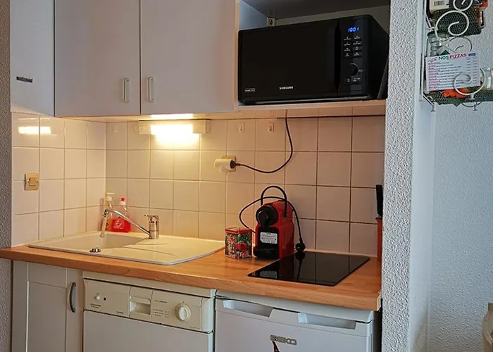 4 Couchages Au Lavandou, Balcon Vue - Fr-1-803-92 * Le Lavandou