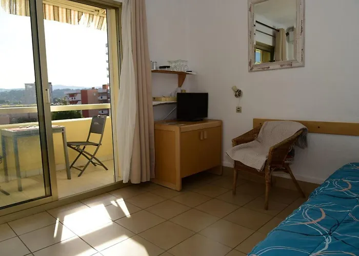 4 Couchages Au Lavandou, Balcon Vue - Fr-1-803-92 * Le Lavandou